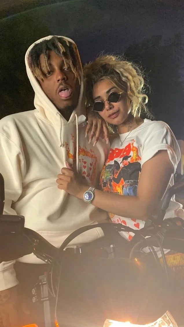 ai character: ally lotti background