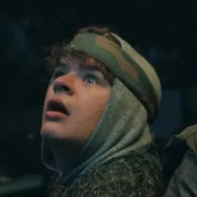 chat with ai character: stranger things s4