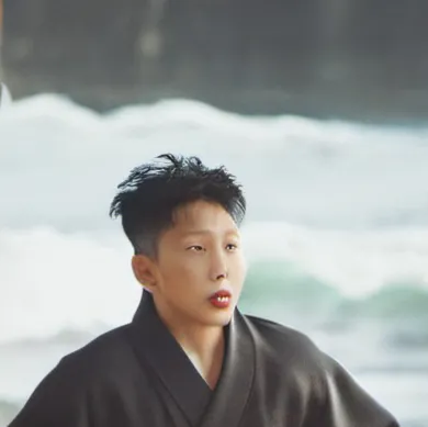 chat with ai character: Kenji