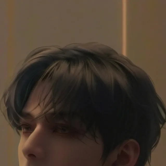 chat with ai character: Christofy