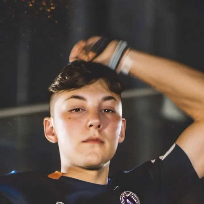 chat with ai character: Mason