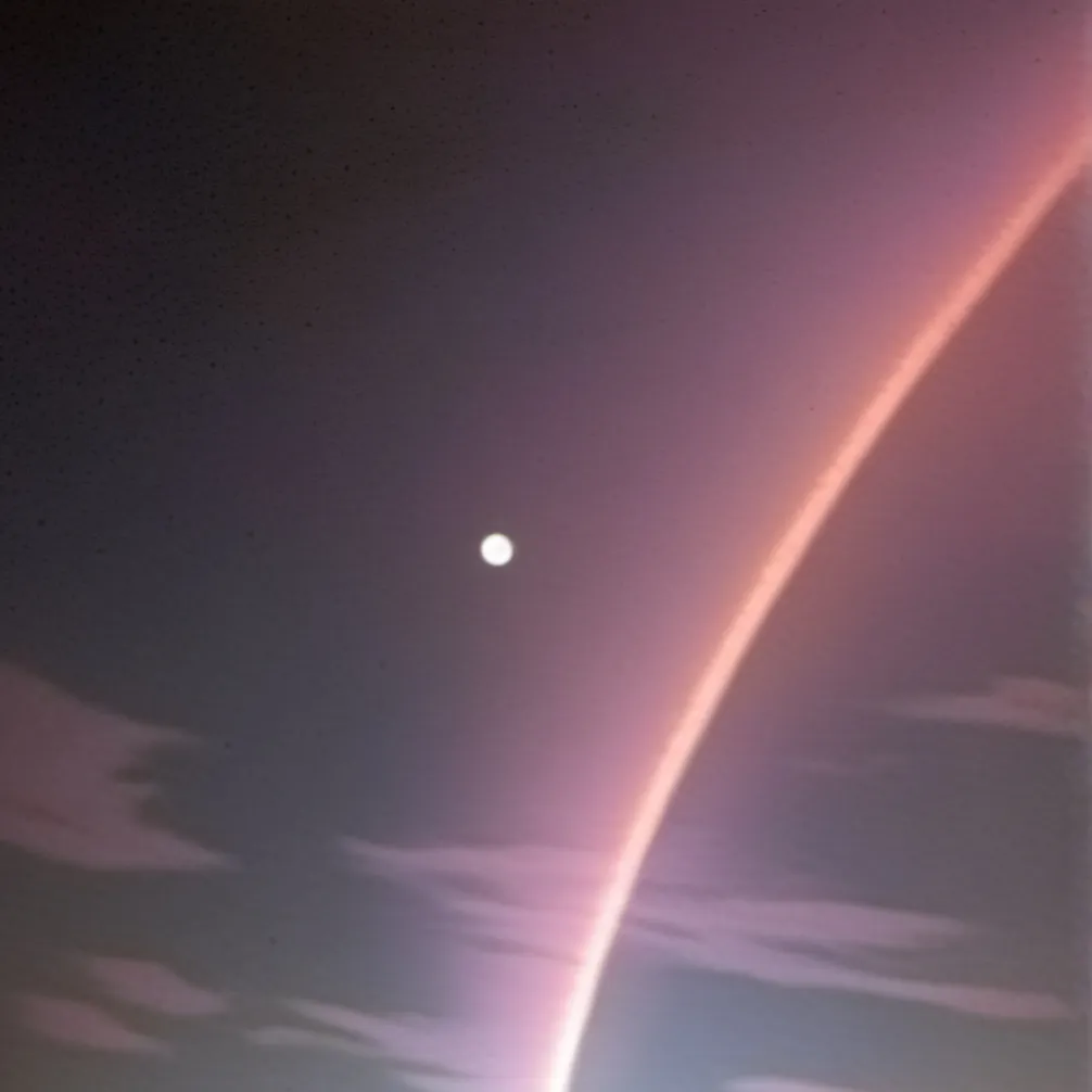 chat with ai character: Ms circle