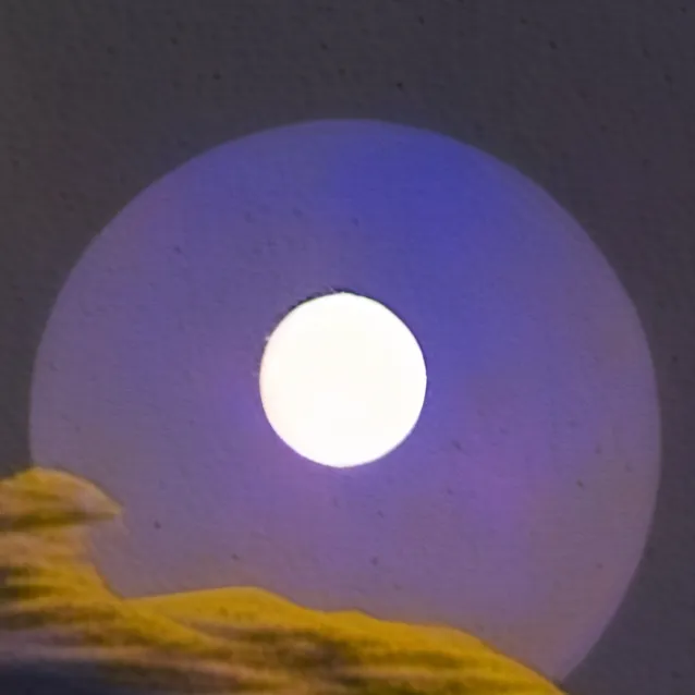 chat with ai character: ms circle