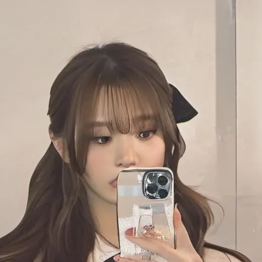 chat with ai character: Sarah 