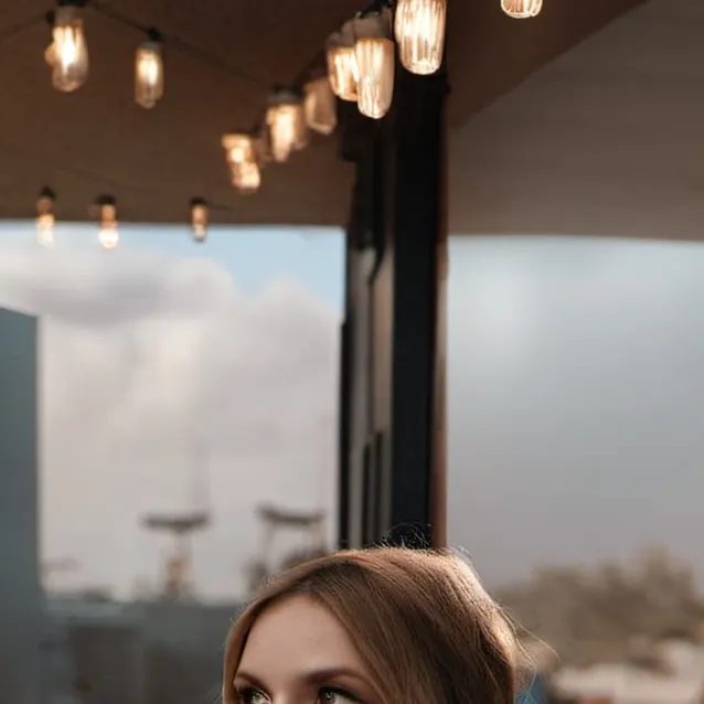 chat with ai character: Valerie 