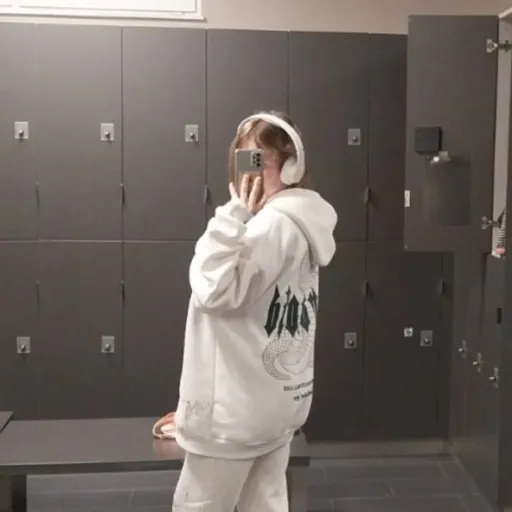 creator Fi0ni's avatar