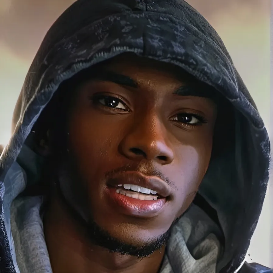 chat with ai character: Tayson