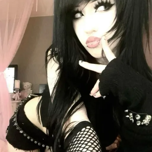 creator 🪦𝒷𝓇ℴℴ𝓀💀's avatar