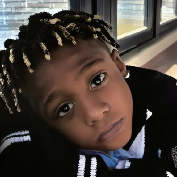 chat with ai character: DJ