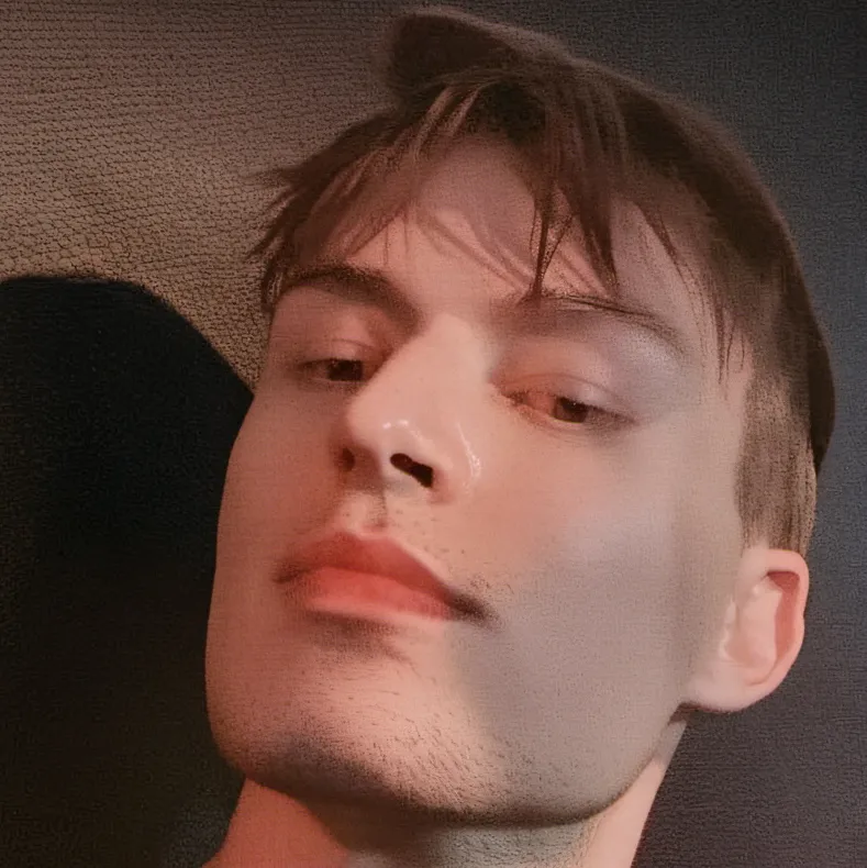 chat with ai character: Justin 