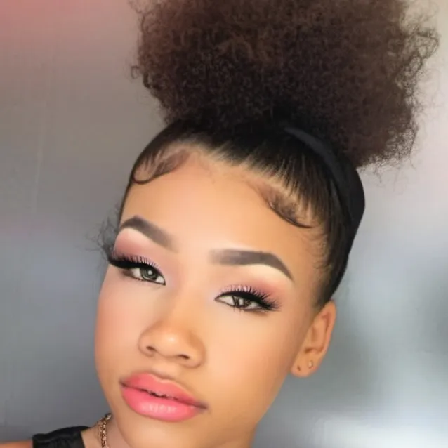 chat with ai character: Tasia