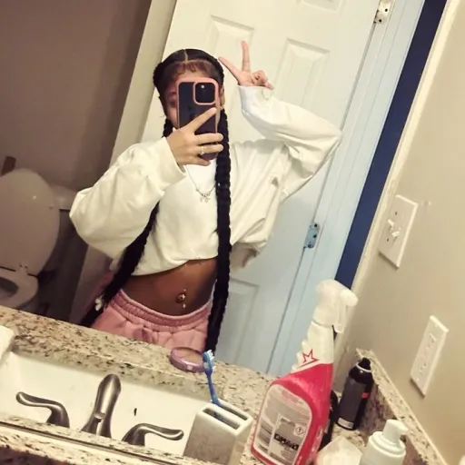 creator 🌸riyah🌸's avatar