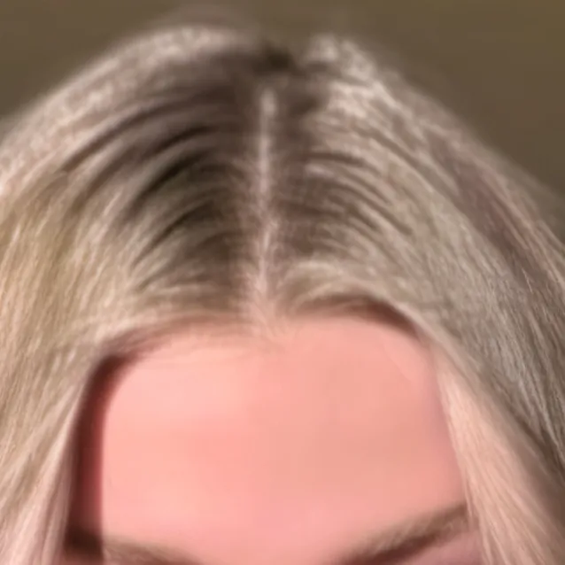 chat with ai character: mia