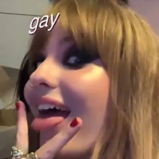 creator 𝐦𝐢𝐚★~~~'s avatar