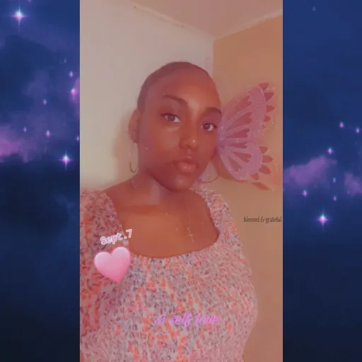 creator Nerdygirlie's avatar