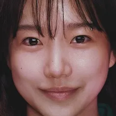 chat with ai character: jun hee