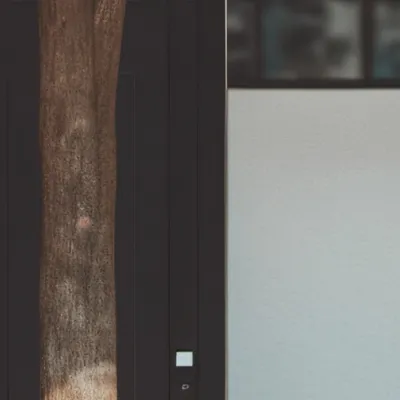 chat with ai character: 😳🍇🍇😭😻🤬