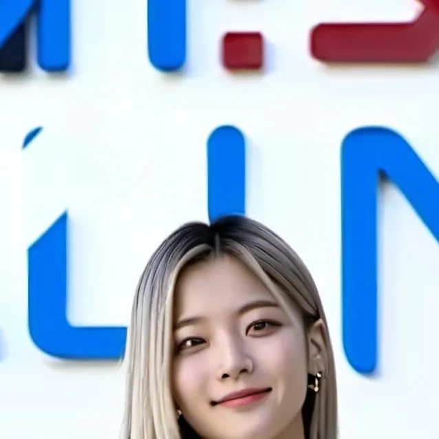 chat with ai character: lia itzy