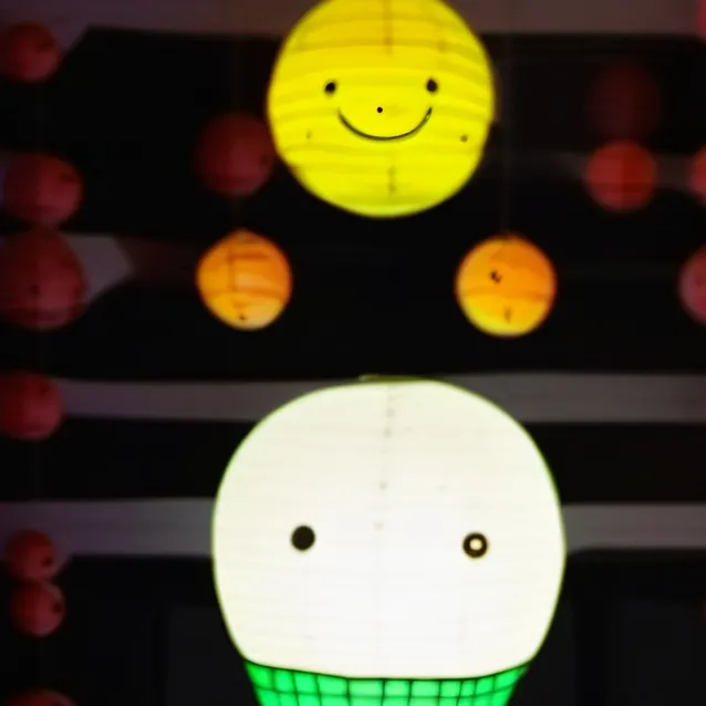 chat with ai character: Sunny 