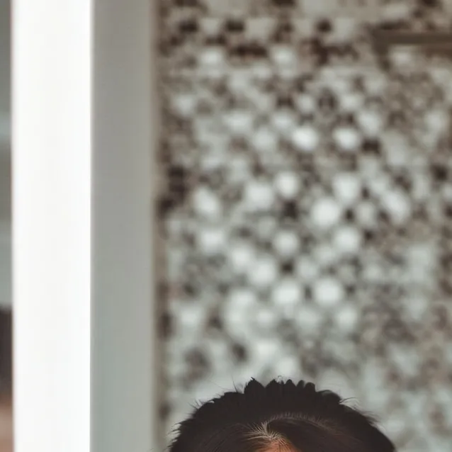 chat with ai character: alicia