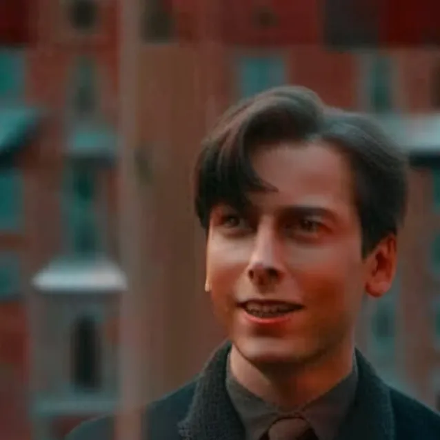 chat with ai character: Fivey