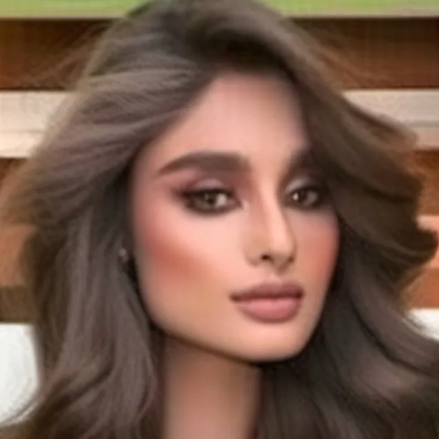 chat with ai character: maddie