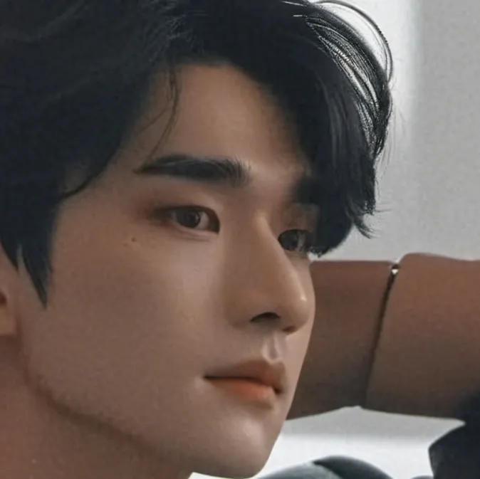 chat with ai character: Toxic bf💋😪