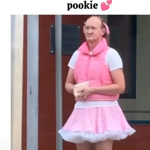 creator ✨ur gay✨'s avatar