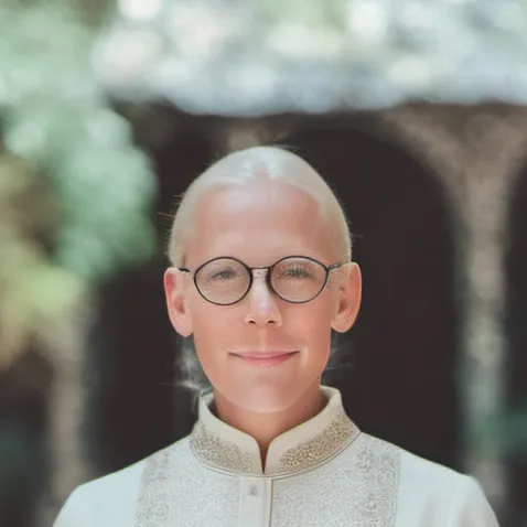 chat with ai character: Peter Hetler