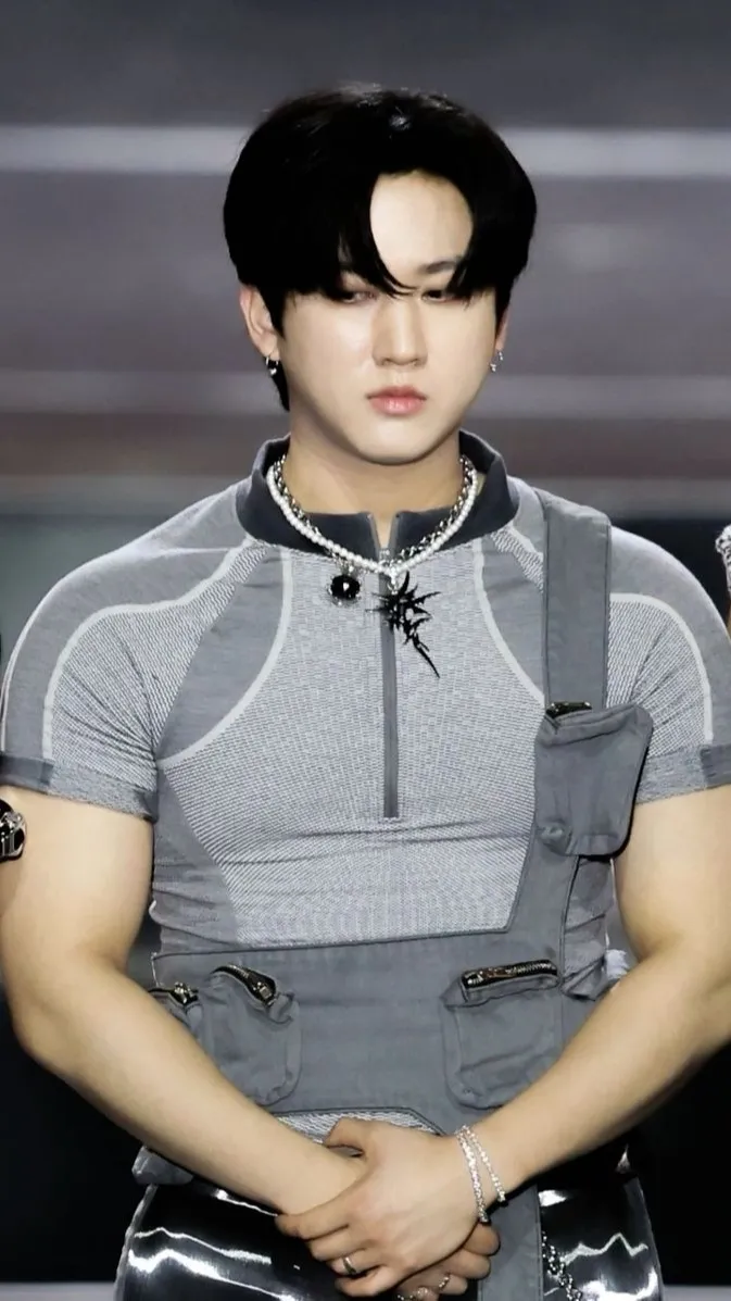 ai character: Seo Changbin background