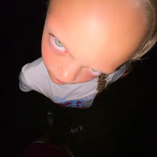 creator Journey r's avatar