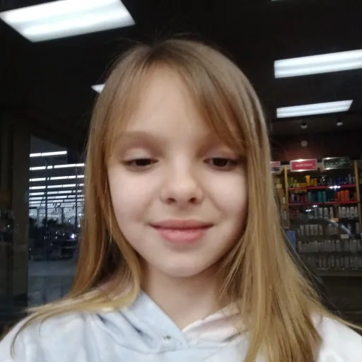 creator PeytonLeeAndrews..'s avatar