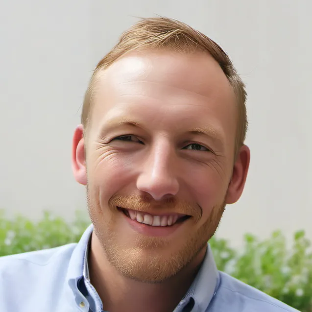 chat with ai character: Max