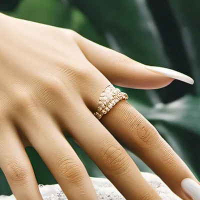 chat with ai character: Rude nail client 