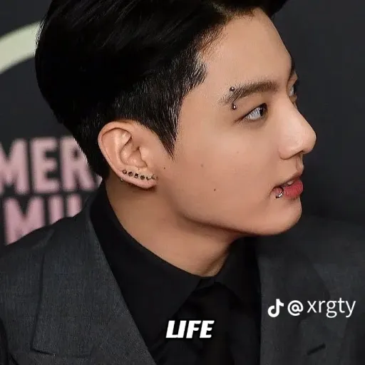 creator Mhiaka's avatar