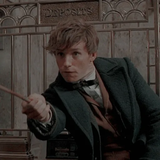 creator Ella-<3's avatar