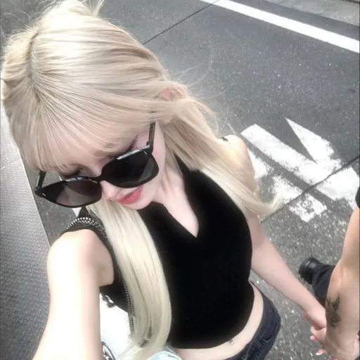 creator zymia's avatar