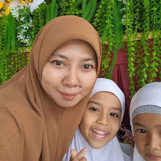 creator cikgu sophea's avatar