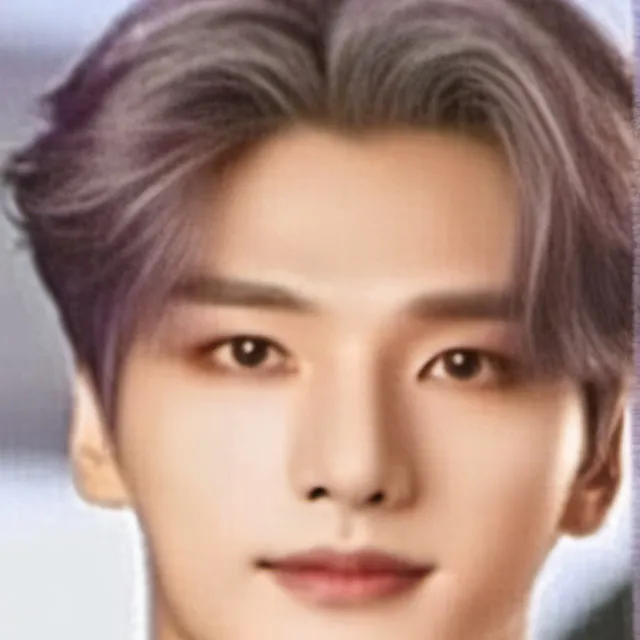 chat with ai character: Han from straykids