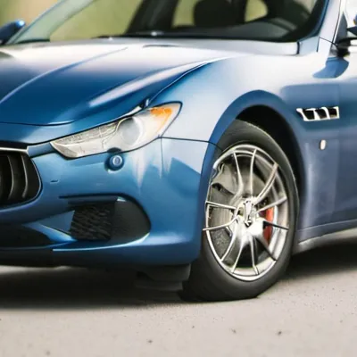 chat with ai character: Mozzie 