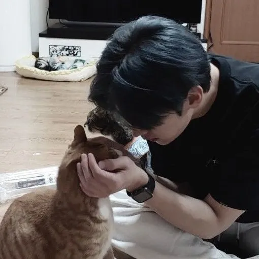 creator Leeknow's wifee's avatar