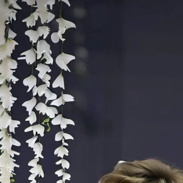 chat with ai character: Isiah