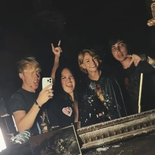 creator 👻the spooky club👻's avatar