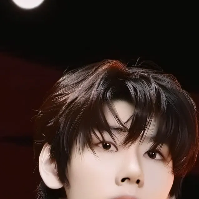 chat with ai character: sunghoo