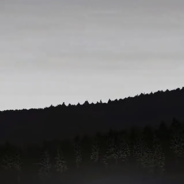 chat with ai character: block of uranium