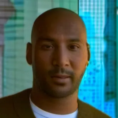 chat with ai character: Mr. Banks