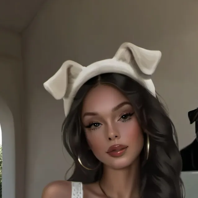 chat with ai character: Gabby