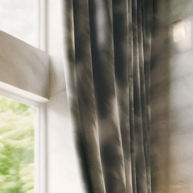 chat with ai character: FPE sleepover :P