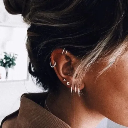 creator Elena brown's avatar