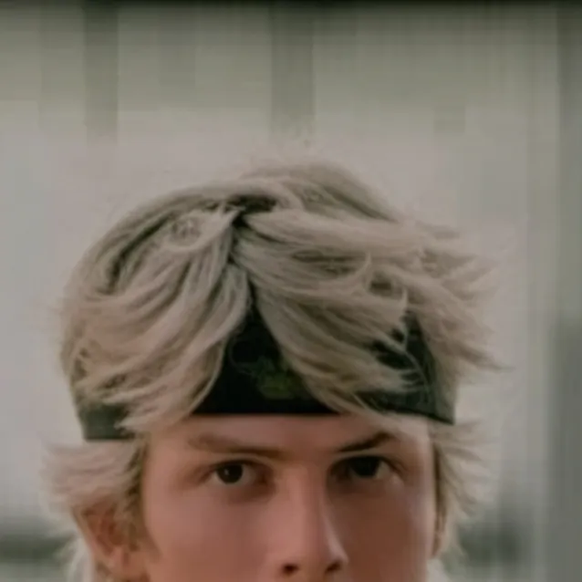 chat with ai character: JOHNNY LAWRENCE PR